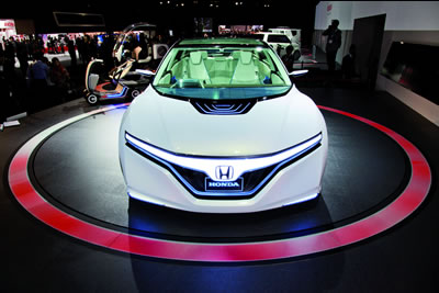 2- Honda ACX Plug-in Hybrid Concept