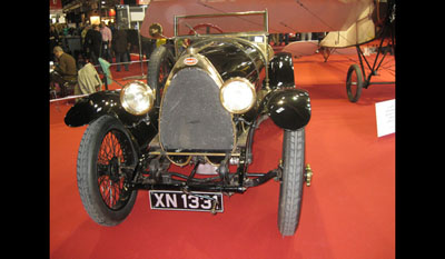 http://www.autoconcept-reviews.com/cars_reviews/bugatti/bugatti-type-18-Black-Bess-1913/images/bugatti-type-18-black-besse-roland-garros-1913-front-view-10.jpg