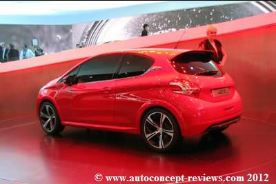 Peugeot 208 GTI and Peugeot XY Concepts