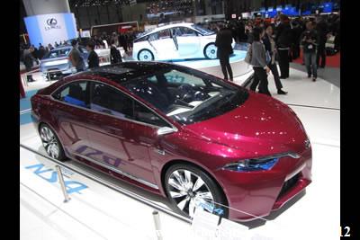 Toyota NS4 Plug-in Hybrid Concept 2012
