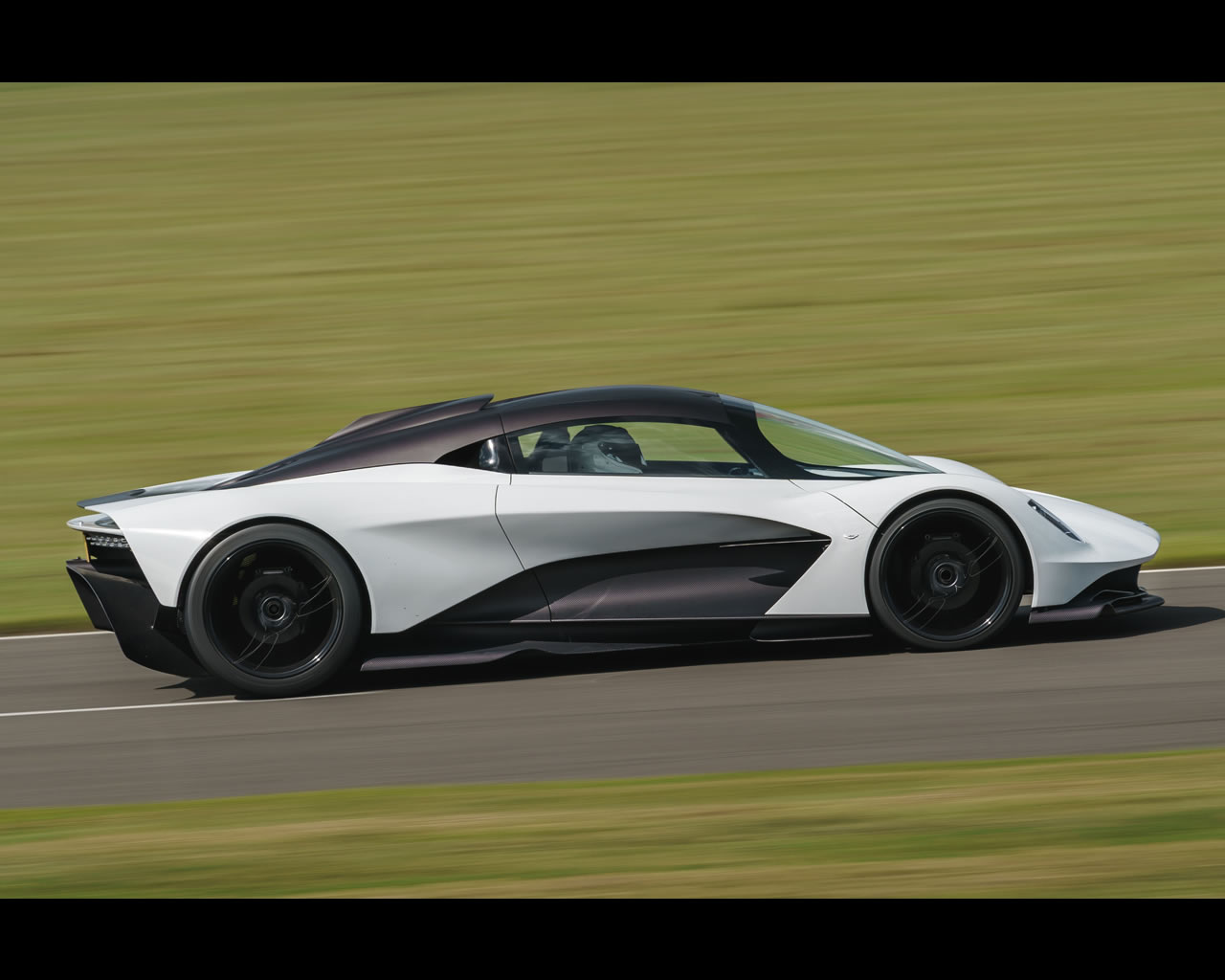 Aston Martin mid engined twin turbo V6 hybrid Valhalla project 2019