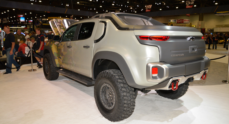 Chevrolet Silverado ZH2 Hydrogen Fuel Cell Military Field Testing ...